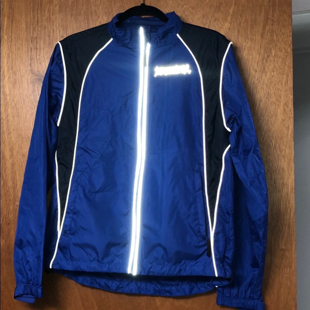 Running Room Jacket - Picture 2 of 4